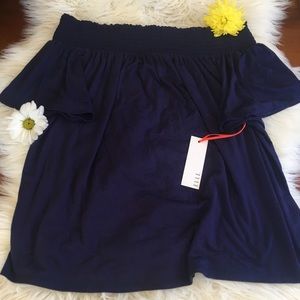 ELLE Off-the-shoulder Tee